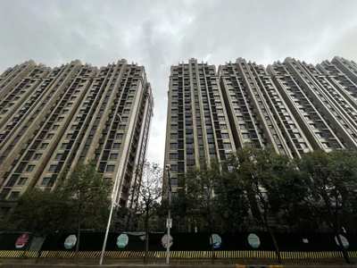 李嘉誠(chéng)的北京&ldquo;御翠園&rdquo;捂盤23年后入市,價(jià)格暴漲50倍,港風(fēng)裝修遭吐槽